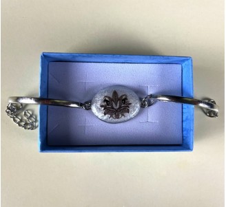 Flower Design Bracelet, Pendant, Earrings Set - WHITE