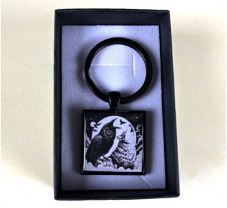 Raven And Wolf Square Key Ring